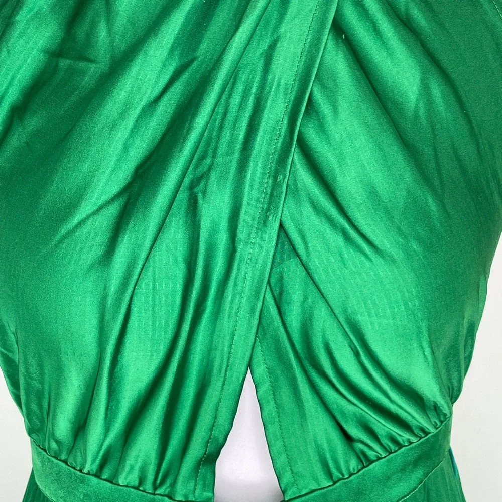 L'IDÉE Green Renaissance Gown, 14 - Picture 12 of 13